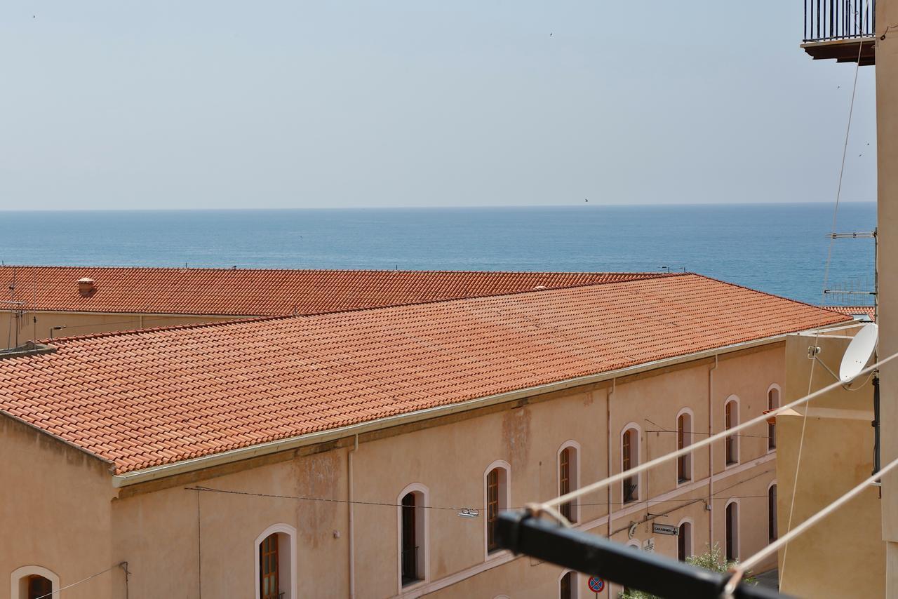 Palazzo Melnis Acomodação com café da manhã Cefalù Exterior foto